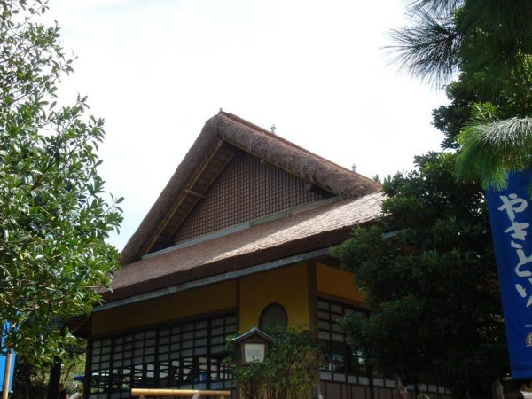 上海景区日式风格人造茅草屋