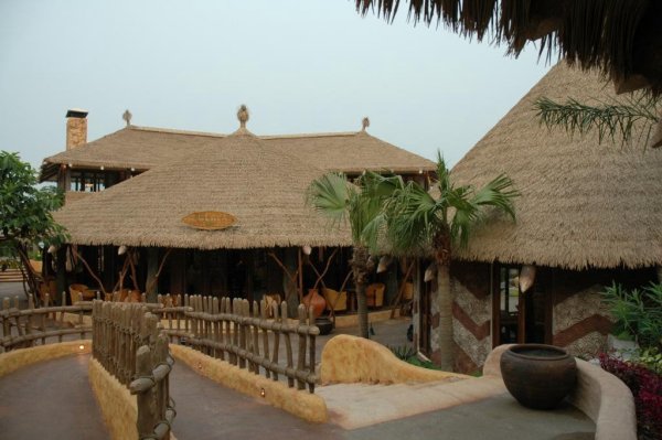 人造茅草非洲风格茅草屋仿古建筑茅草房