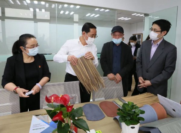 市委书记林彬杨到深圳市科佰工贸有限公司江西分公司做调研，就加快企业项目建设、复工复产准备工作提出这些要求……